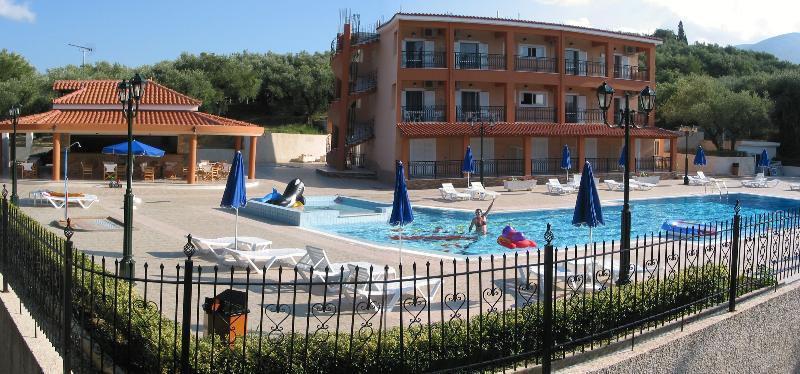 Aparthotel ζante Dolphin