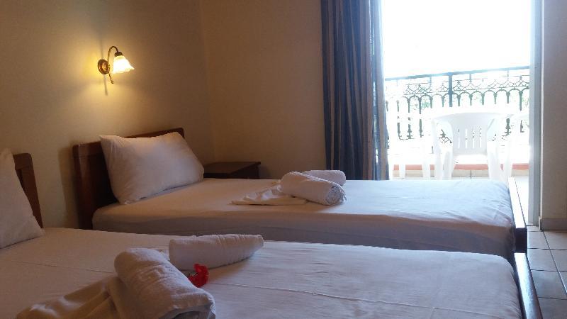 Hotel de apartamente ζante Dolphin